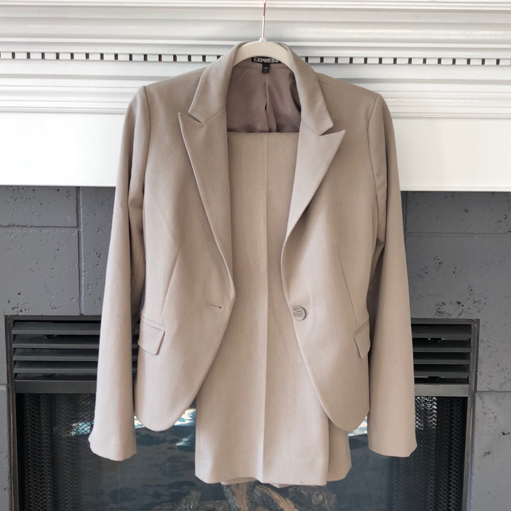 Express Women’s Suit Jacket and Pants